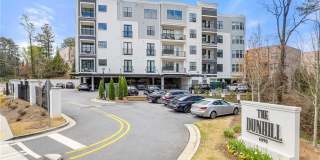 6890 Peachtree Dunwoody Road Gallery 1