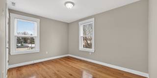 42 Almont Street Gallery 22