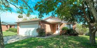 Nice 3B/2B in Spring Branch with spacious floorplan! Gallery 1