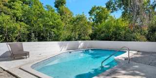 ALL THE CHARM! - Siesta Key 1+ acre on the Bay - 3 bed/ 2 bath pool home Gallery 45