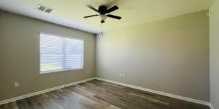 420 Sorrento Drive Gallery 9
