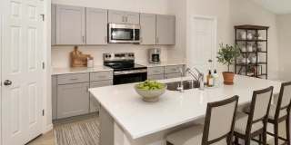 2279 CANYON OAK Drive Gallery 1
