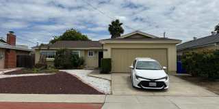 Renovated Clairemont 4BR with Private Yard, Covered Patio & 2-Car Garage – Minutes to the Beach Gallery 1