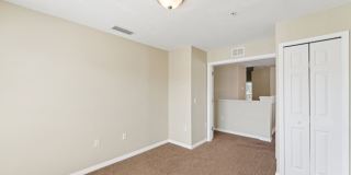 Spacious 3BR Townhome in Fort Myers Gallery 18