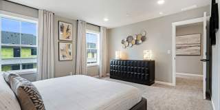 Luxury Townhome for Lease at the Courtyards at Hidden Crest - 7013 NE 132nd Way Gallery 27