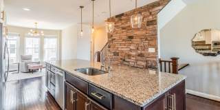 Stunning One Loudoun Townhome – 3BR / 3.5BA in Prime Ashburn Location – Available May 1 Gallery 8