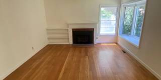 Charming Menlo Park Home with Private Backyard & Beautiful Oak Tree Gallery 4