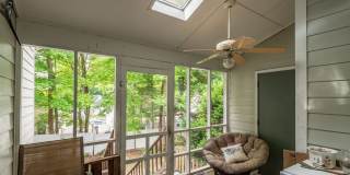 Charming 2-bedroom, 2.5-bathroom Townhouse Located in the Heart of Raleigh, NC Gallery 17