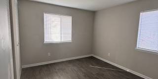 Spacious One Bedroom Available.  Close to University and Downtown Area. Gallery 8