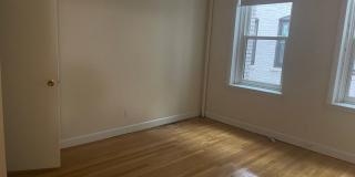 Packards Corner open Payout, Equal size rooms EASY CHOICE Students ok Gallery 7