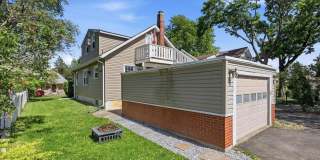 604 GRANT Avenue Gallery 25