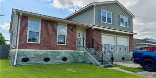 532 OAKWOOD Drive Gallery 17