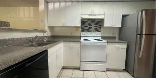 5011 Wiles Rd Gallery 1