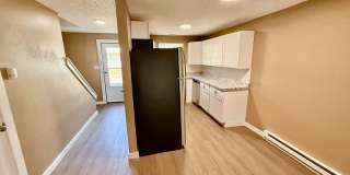 Completely Remodeled! 2 bedroom in North Loveland Near Sculpture Park Gallery 1