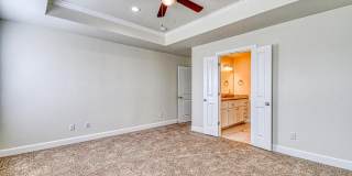 Four bedroom in Stone Lake! Gallery 31