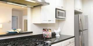 922 16th Street Gallery 8