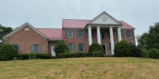 Magnificent 5-Bedroom Private Estate in Butler, PA Gallery 1