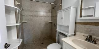 701 SE 4th Street Gallery 6