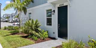 4520 Longwood Lake Square Gallery 6