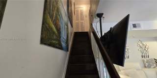 1345 W 41st St Gallery 7