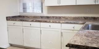 Cute 3 bedroom duplex FOR RENT on Uintah St. Gallery 4