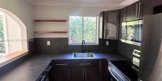 3121 Nw 3rd Ave Gallery 5