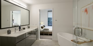 Lilli Midtown Gallery 20