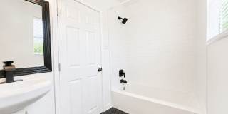 433 Homer Street - 1 Gallery 11