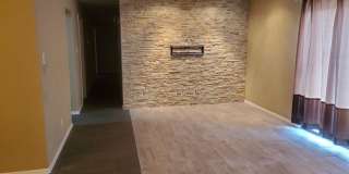 Gorgeous Condo Gallery 6