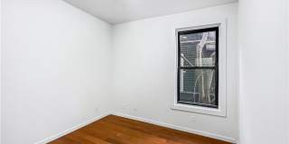 42 Hawthorne Street Gallery 7