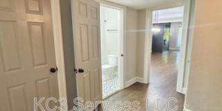 5122 The Paseo Gallery 21