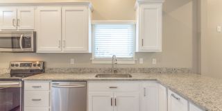 Remodeled 3 Bedroom Close to Downtown Gallery 5
