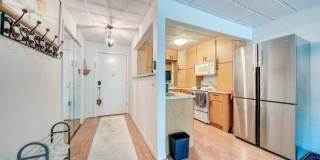 105 Allen 65 Avenue Gallery 6