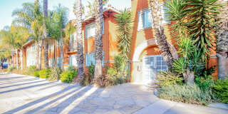 A Fantastic 1 Bedroom 1 Bath Condo with shared Garage in Santa Clara! A Fantastic 1 Bedroom 1 Bath Condo with shared Garage in Santa Clara! Gallery 1