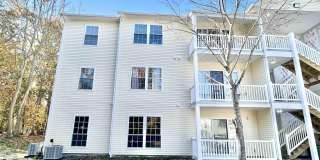 34 Apache Court Gallery 1