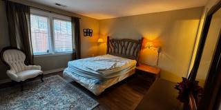 Furnished 2BR, 2BA Condo with Backyard in Arlington Gallery 17