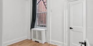 1225 SPRUCE Street Gallery 21