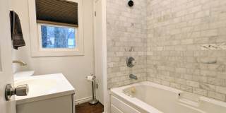 28 Glen Avenue Gallery 10