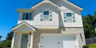 Wow! Beautiful 4 bedroom 2.5 bathroom home in Newnan! Must See! Gallery 1