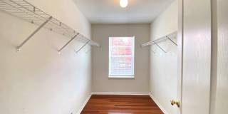 2279 Barrington Drive E Gallery 16