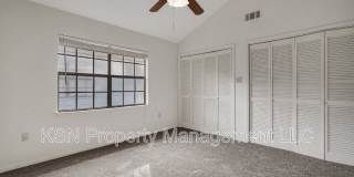 2220 East Victory Drive Gallery 17