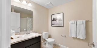 Lawndale Commons Gallery 20