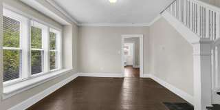 3017 Broadway Street Gallery 7