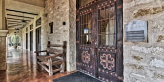 Mission Hills Apartments Gallery 1