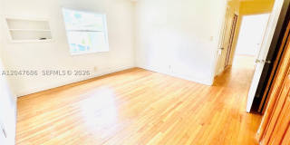 410 Pinecrest Dr Gallery 33