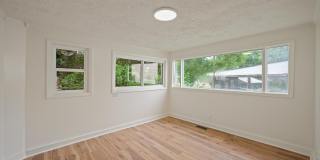 1815 Fay St Gallery 17