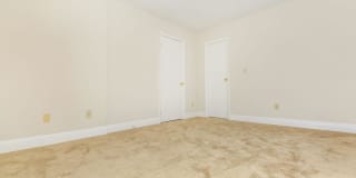 Vandenburgh Place Gallery 50