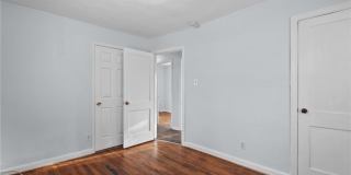 2932 Mars Street Gallery 17