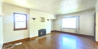 $2,995 - 5 Bed / 3 Bath Stunning and Spacious Home on South Hill Gallery 18