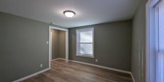 Newly Renovated 4 bedroom house Gallery 15